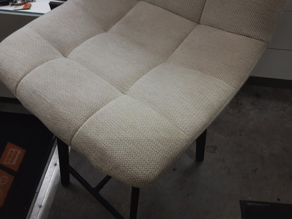 TABOURET PIVOTANT COLORIS CREME HAUT D’ASSISE 63CM