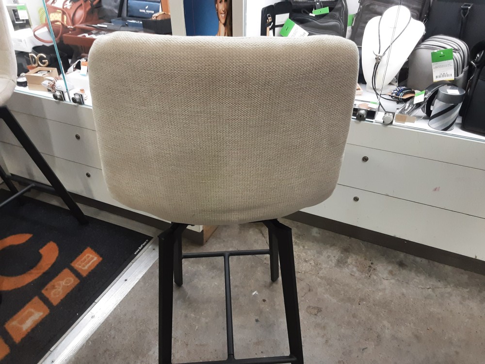 TABOURET PIVOTANT COLORIS CREME HAUT D’ASSISE 63CM