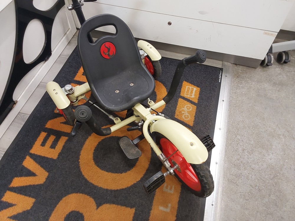 TRICYCLE ENFANT BEIGE MOBO AVEC CANNE DE POUSSÉE
