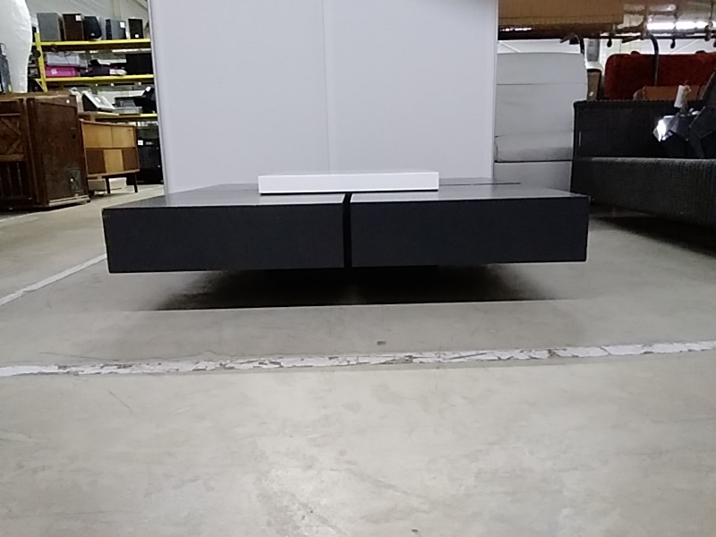 TABLE BASSE CARRÉE AVEC RANGEMENT 110 X 110CM