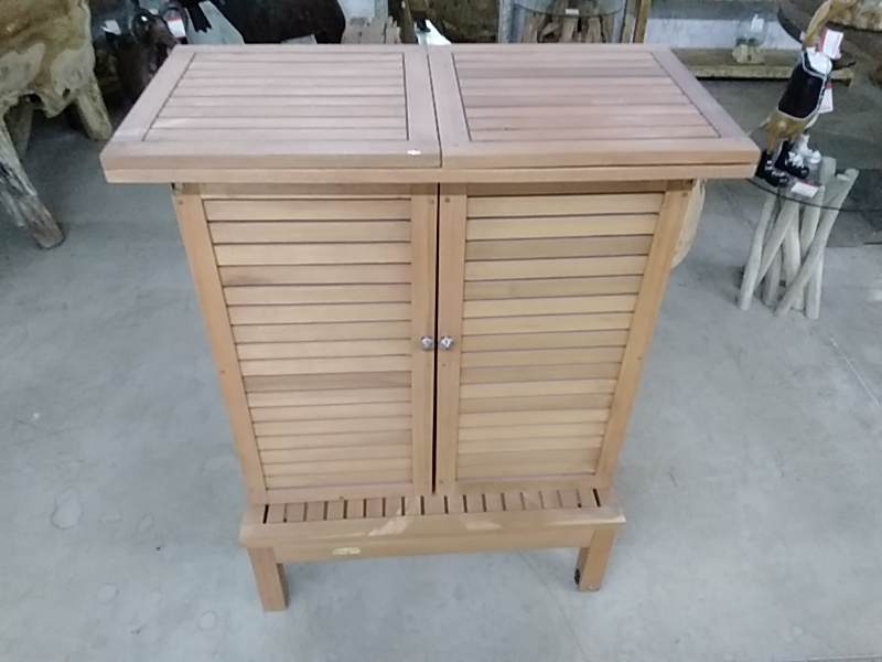 MEUBLE PLIABLE TECK