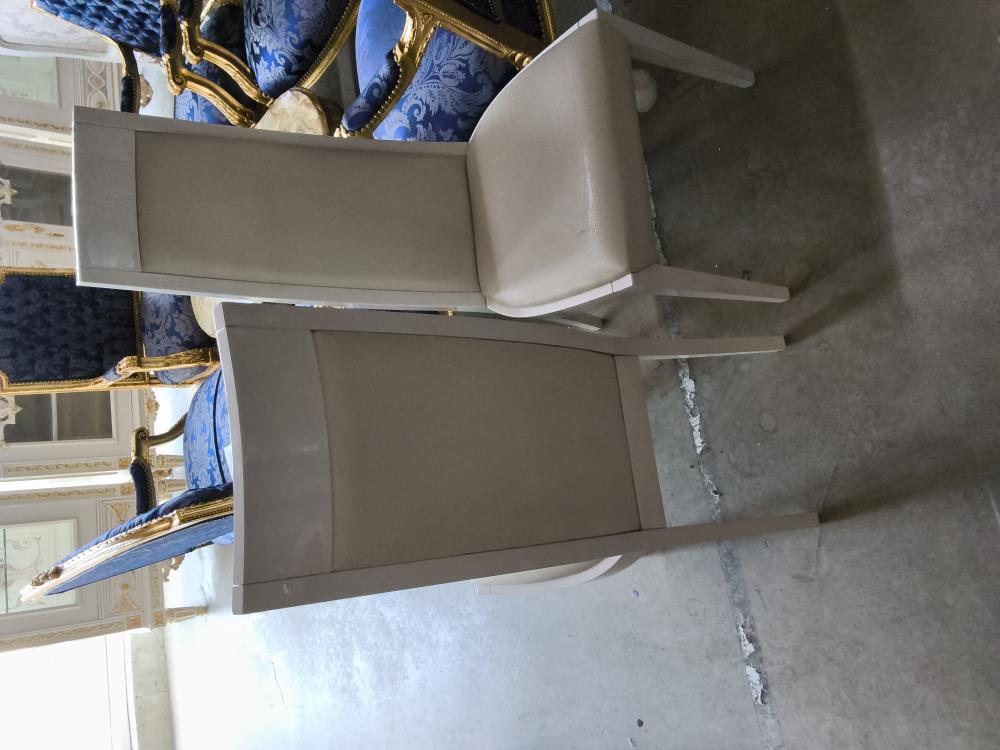 LOT DE 6 CHAISES LAQUÉES BEIGE SIMILI BEIGE (DETEMPLE PRIX 3500€ 2916)