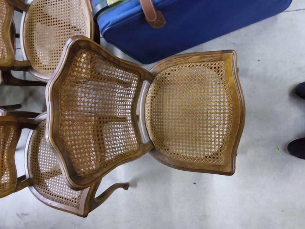LOT DE 6 CHAISES CANNÉES MERISIER DONT 1 ABÎMÉE