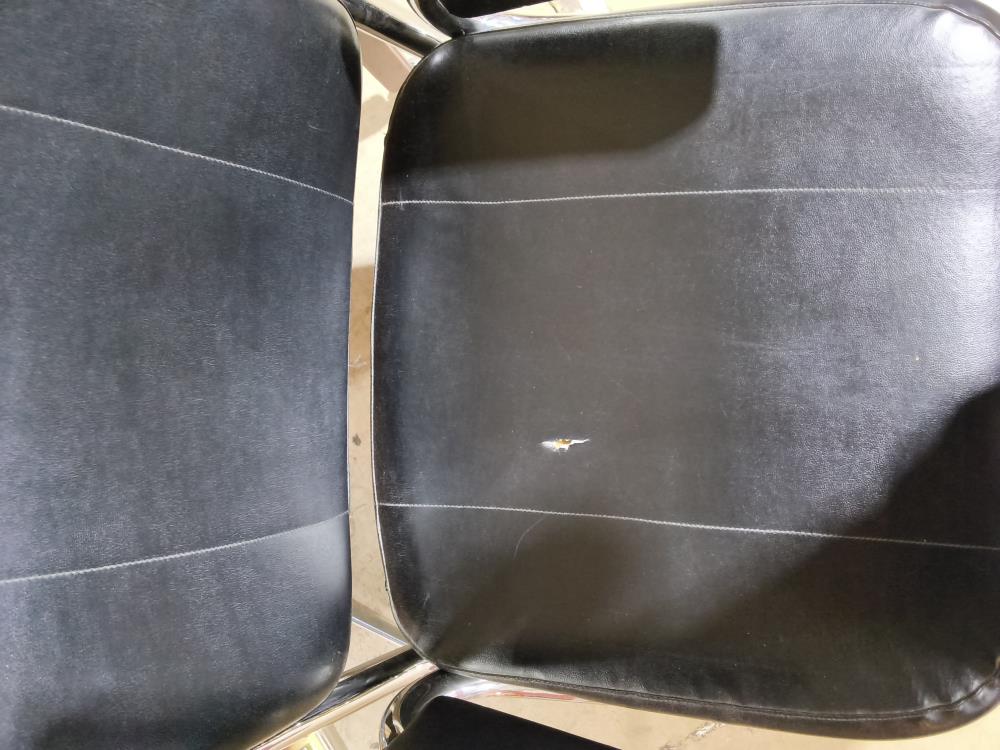 FAUTEUIL DE BUREAU CHROMÉ CUIR VINTAGE DANS L'ÉTAT