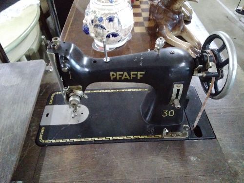 Machine A Coudre Pfaff Ancienne Occasion Troc Forbach