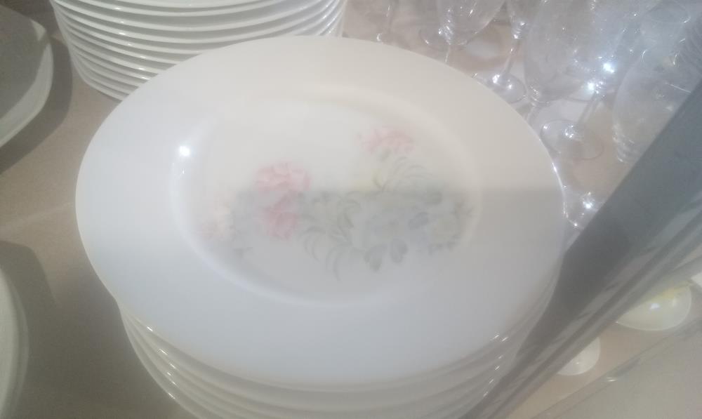 SERVICE PORCELAINE DE SOLOGNE DECOR FLORAL