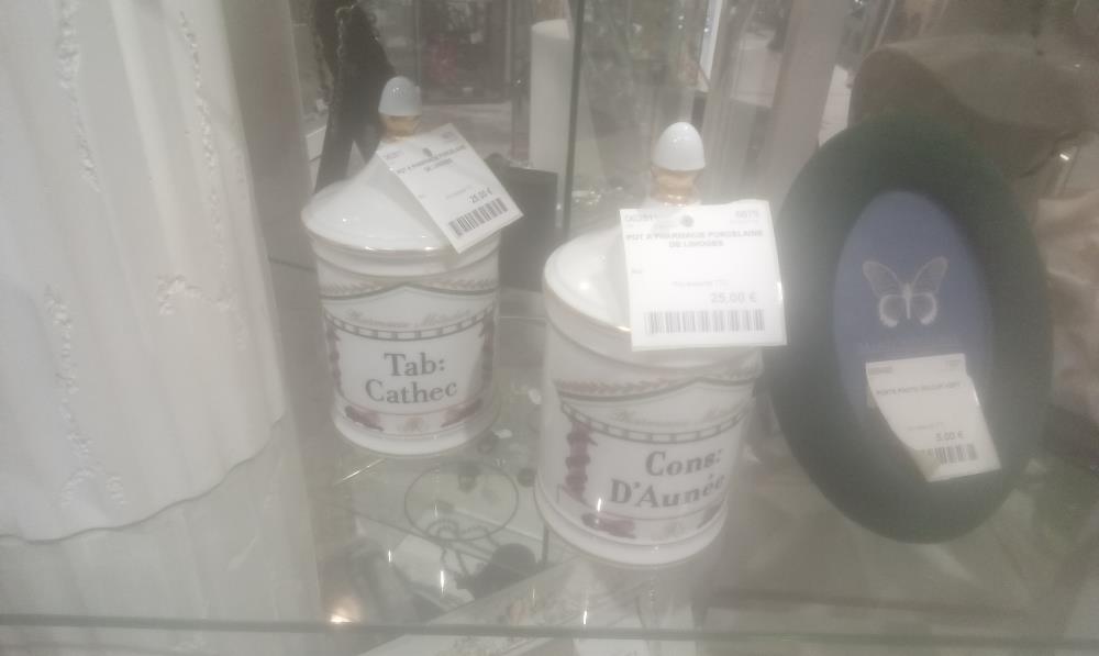 POT A PHARMACIE PORCELAINE DE LIMOGES