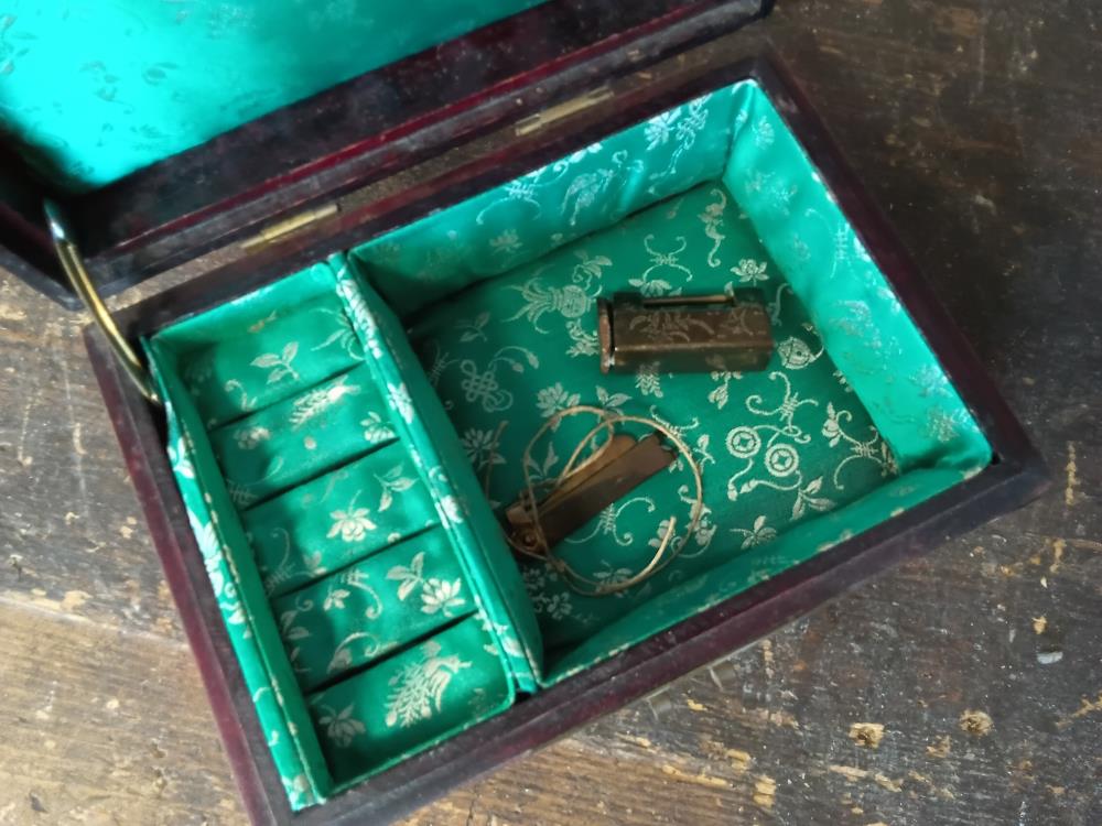 COFFRET A BIJOUX ASIATIQUE