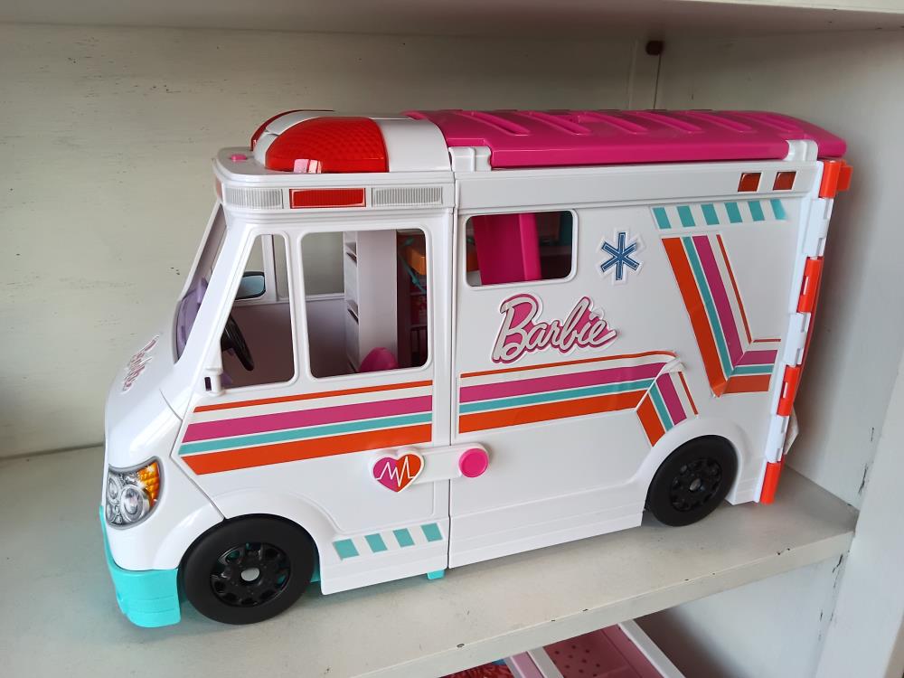 GROS VEHICULE BARBIE
