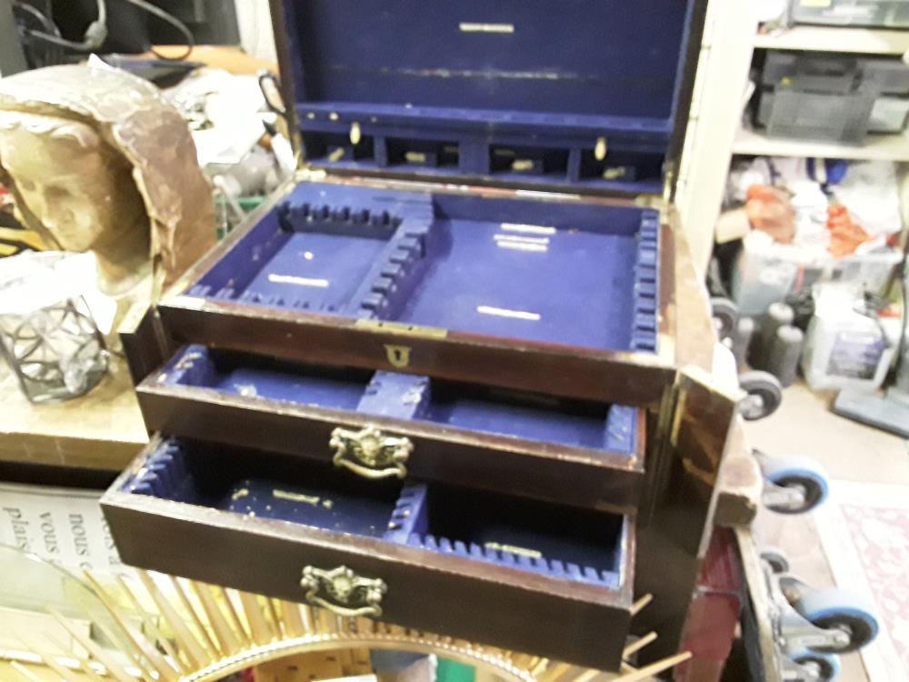 COFFRET A MENAGERE ACAJOU 2T 1 ABATTANT ANGLAIS