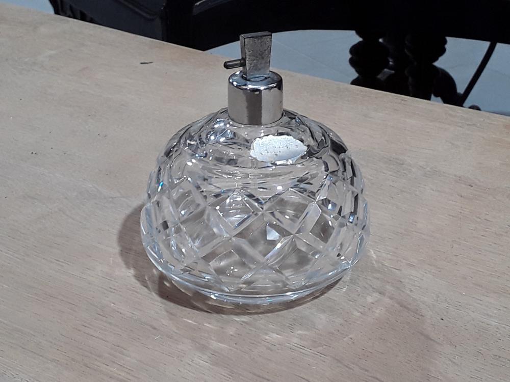 FLACON À PARFUM EN CRISTAL TAILLÉ VAL ST BLAMBERT