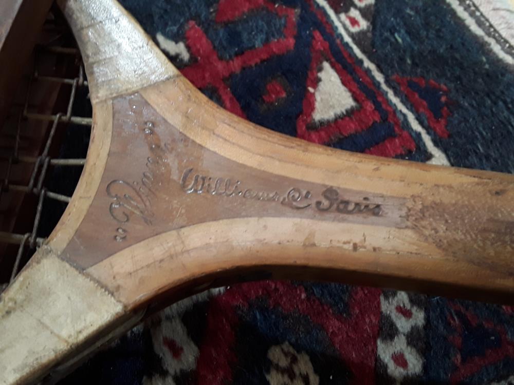 RAQUETTE EN BOIS WILLIAMS MODÈLE WIMMA