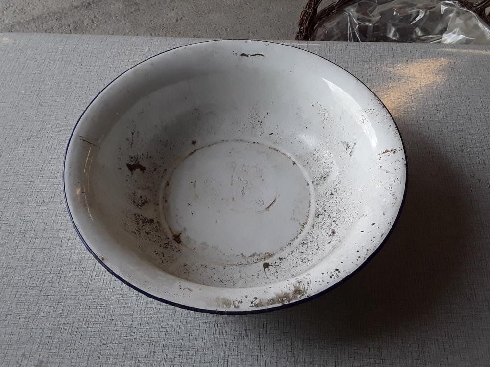 PETITE BASSINE ÉMAILLÉE