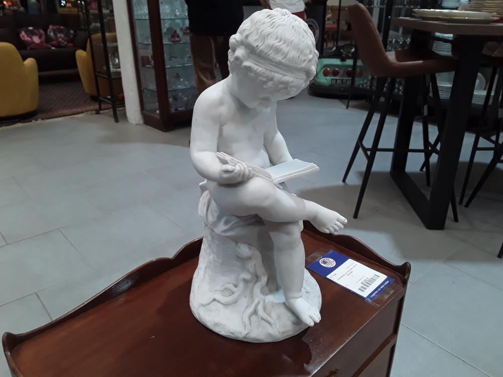 POSTURE 19EME EN PORCELAINE DE SEVRES D'APRES CHARLES GABRIEL SAUVAGE