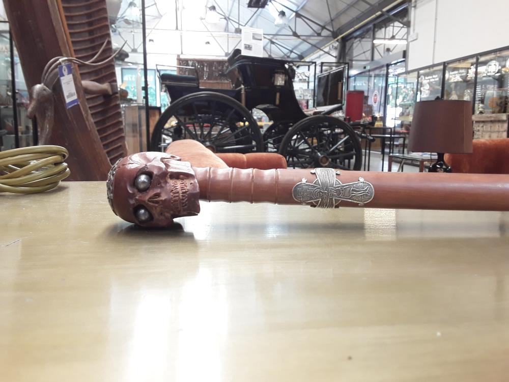 CANNE CURIOSITÉ FIN 19EME CROIX ARGENT POMMEAU TÊTE DE MORT