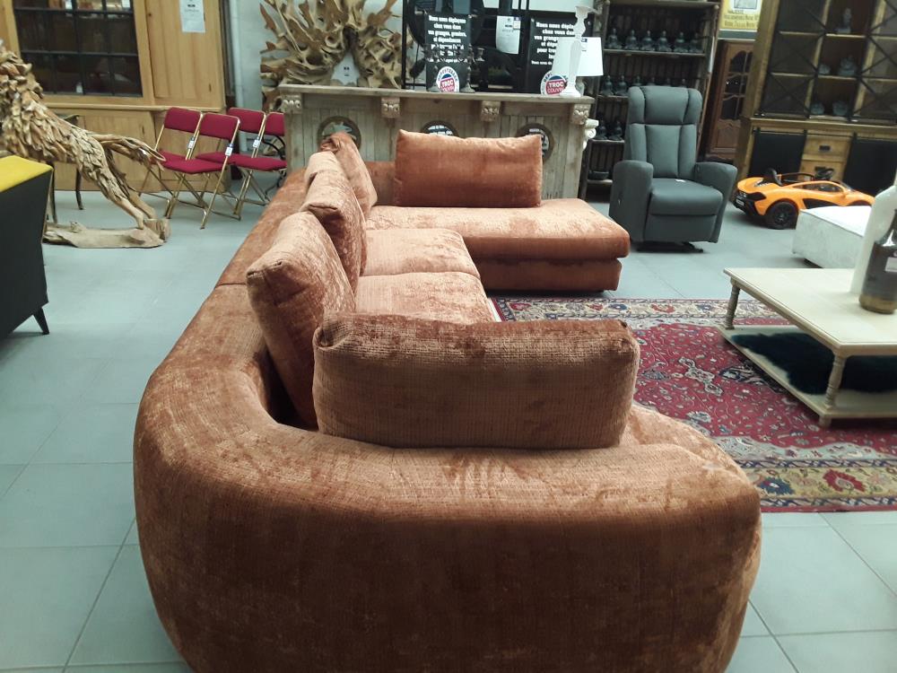 SALON D'ANGLE ROUILLE DESIGN ITALIEN MAISON D'ARCHITECTE 4M10/2M10