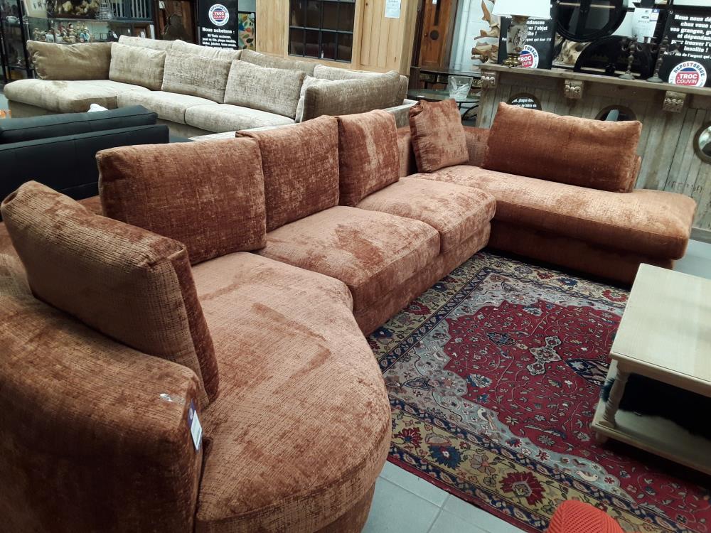 SALON D'ANGLE ROUILLE DESIGN ITALIEN MAISON D'ARCHITECTE 4M10/2M10