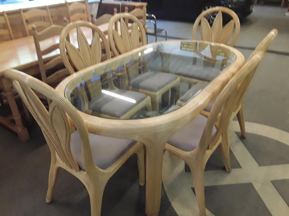 TABLE EN JONC AVEC 6 CHAISES EN NONC