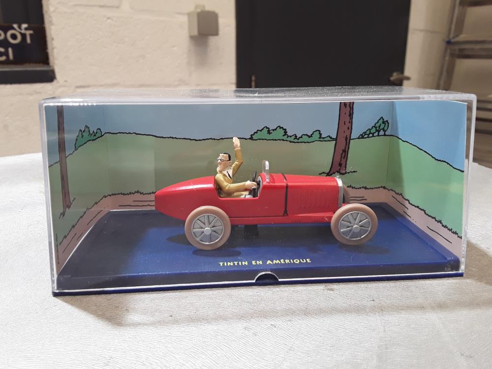 VOITURE TINTIN