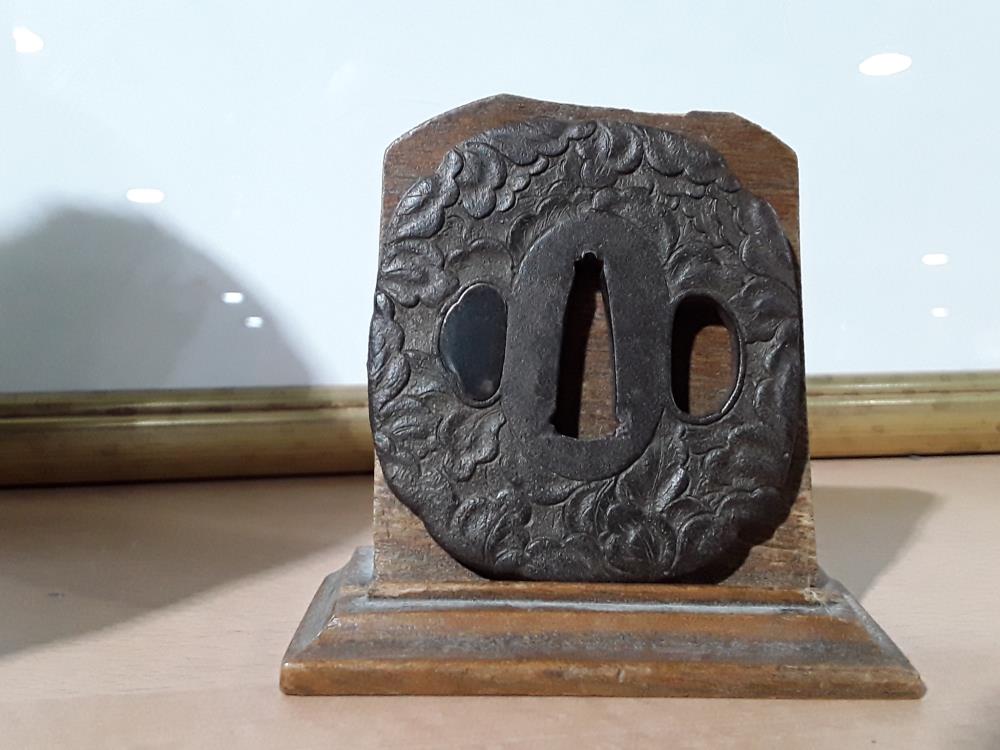 GARDE TSOUBA DE KATANA JAPONAIS 19EME