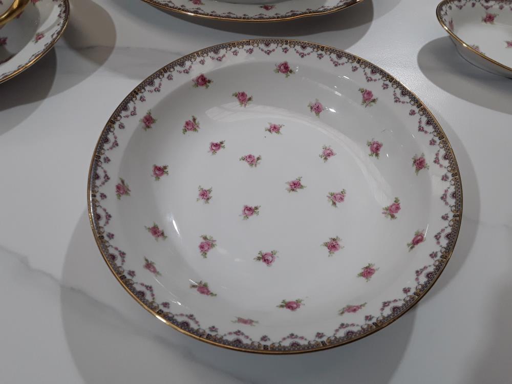 SERVICE DE PLAT EN PORCELAINE LIMOGES
