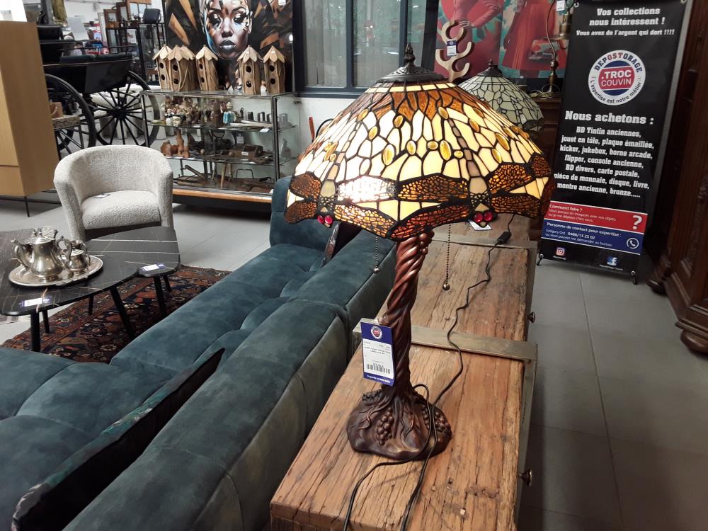 LAMPE TIFFANY PIED DE VIGNE LIBBELLULE 854