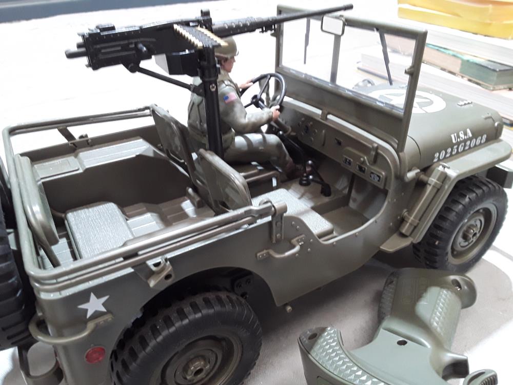 JEEP WILLYS RADIO COMMANDEE + REMORQUE