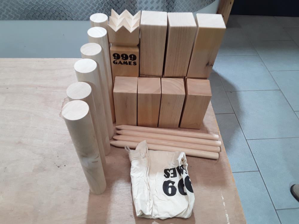 JEUX EN BOIS
