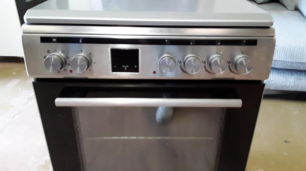 CUISINIÈRE GAZ DE VILLE SIGNATURE SOUS GARANTIE