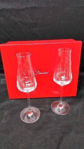 COFFRET 2 VERRES CHAMPAGNE BACCARAT MODELE CHATEAU