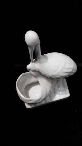 SUJET CYCOGNE PORCELAINE BLANCHE