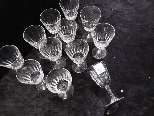 LOT DE 12 VERRES SUR PIED MM BACCARAT (2 PIED DE VERRE A RETAILLER)