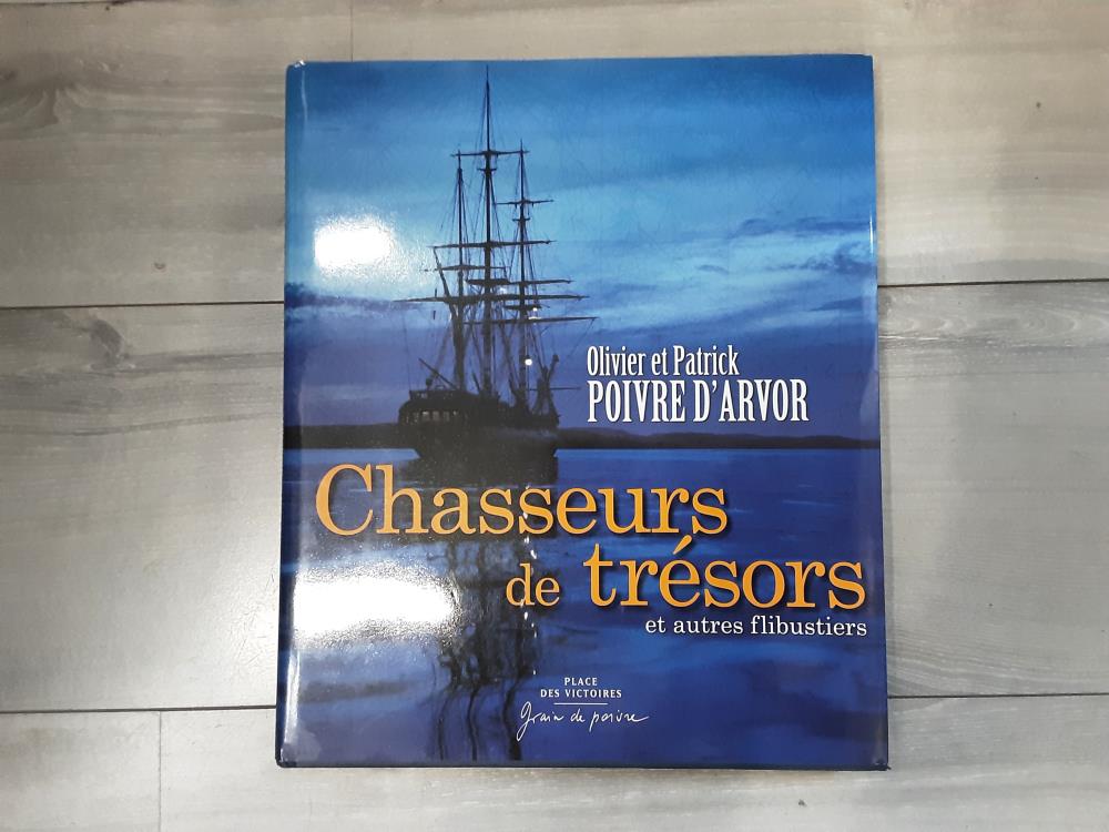 LIVRE "CHASSEURS DE TRÉSORS"