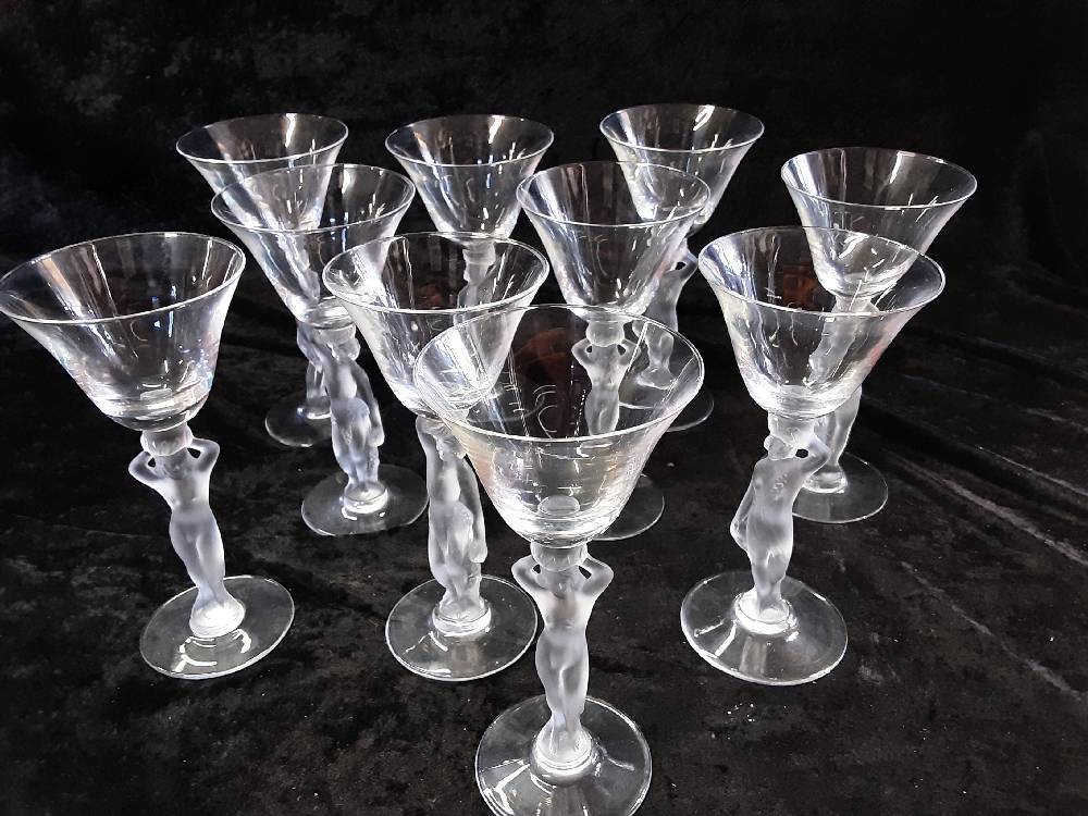 10 VERRES À VIN SUR PIED CRISTAL