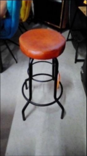 TABOURET LONGO ASSISE CUIR