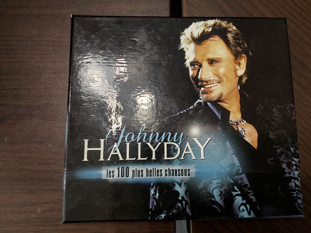 COFFRET CD JOHNNY HALLIDAY