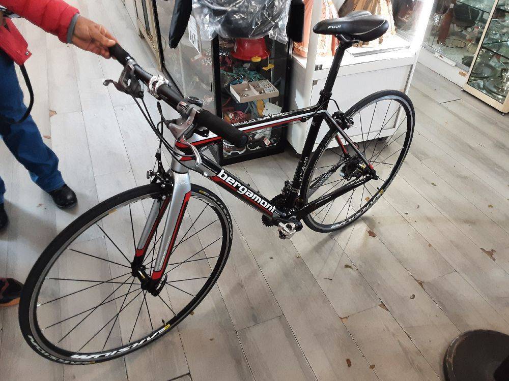 VELO COURSE ROUTE CARBONE BERGAMONT PRIME LTD