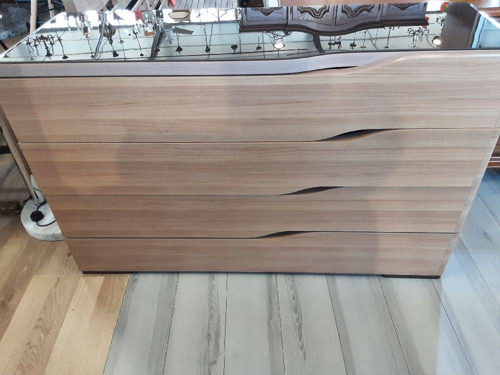 COMMODE PLATEAU VERRE BOIS CLAIR 4TIR 