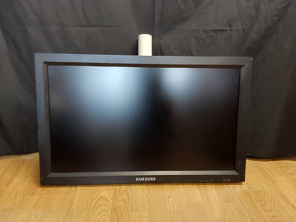 MONITEUR SAMSUNG 32P