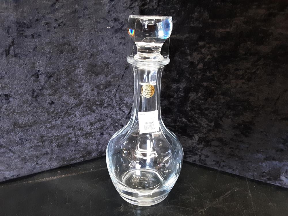 CARAFE EN CRISTAL AVEC BOUCHON 