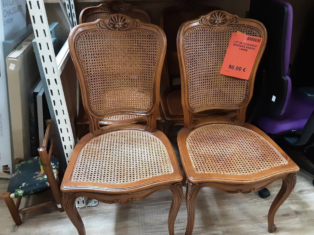 LOT DE 4 CHAISES MERISIER ASSISE CANNE 