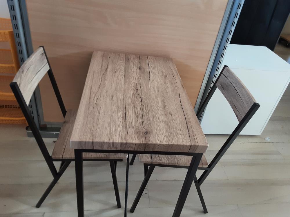 TABLE + 2 CHAISES COLORIS BOIS CLAIR + MÉTAL NOIR (151161)