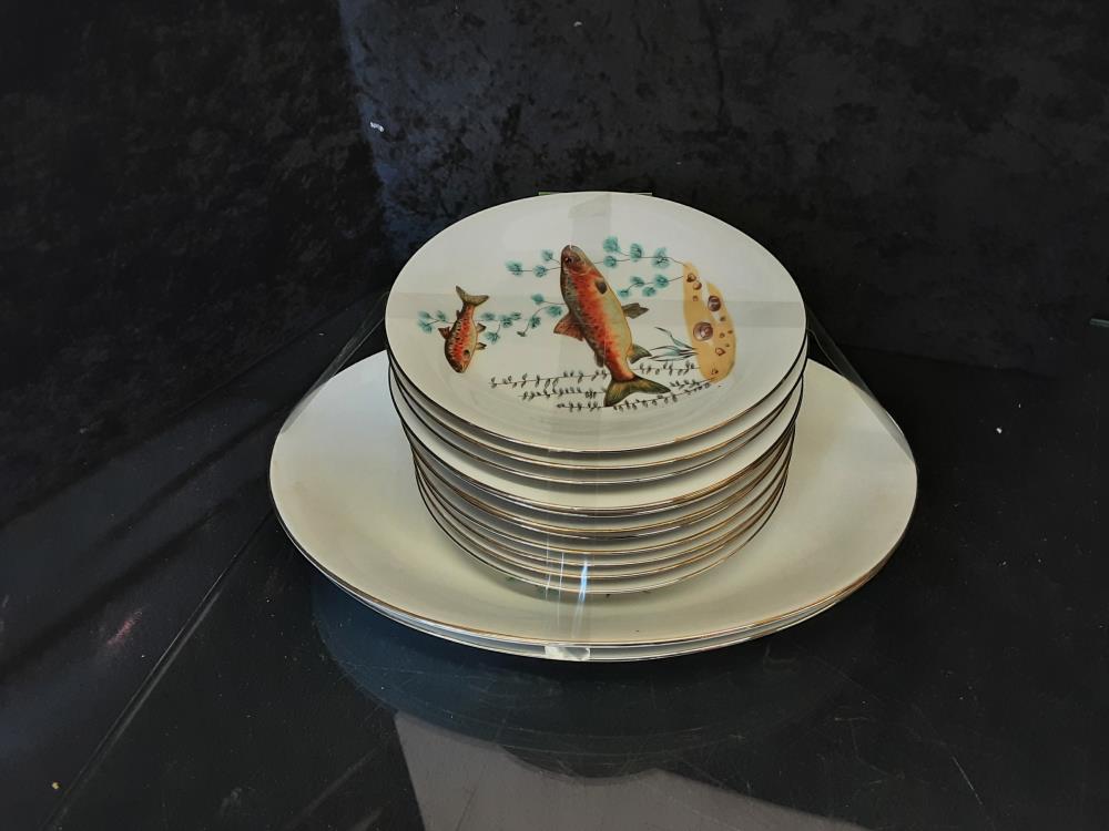 SERVICE A POISSON PORCELAINE