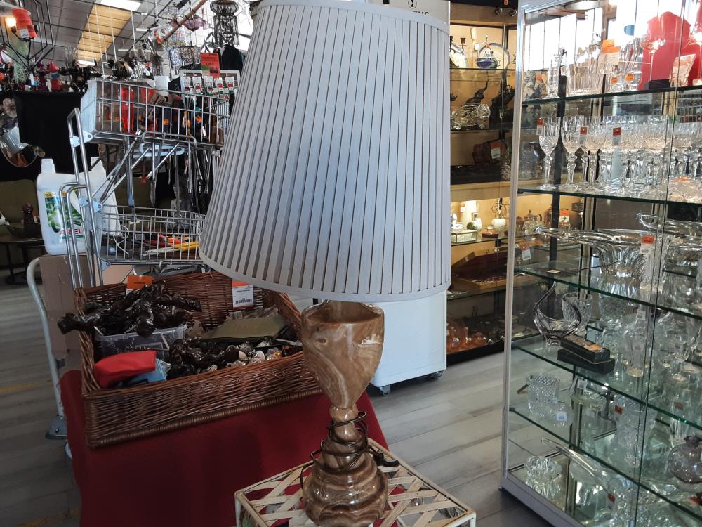 LAMPE DE SALON PIED EN MARBRE