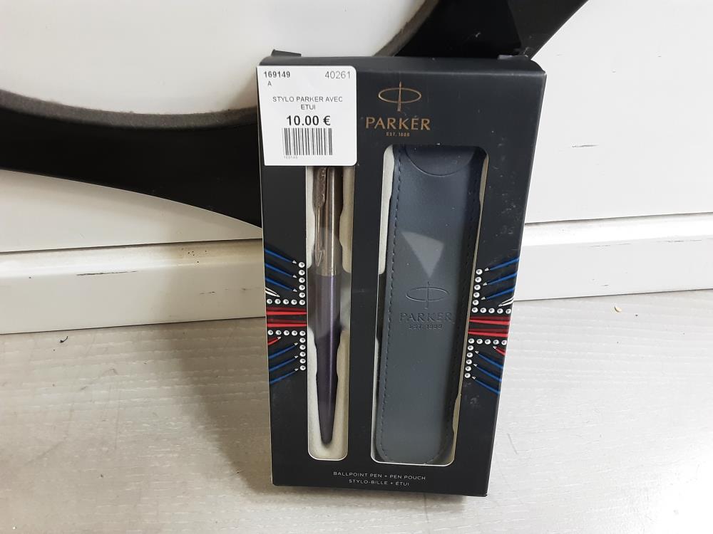 STYLO PARKER AVEC ETUI