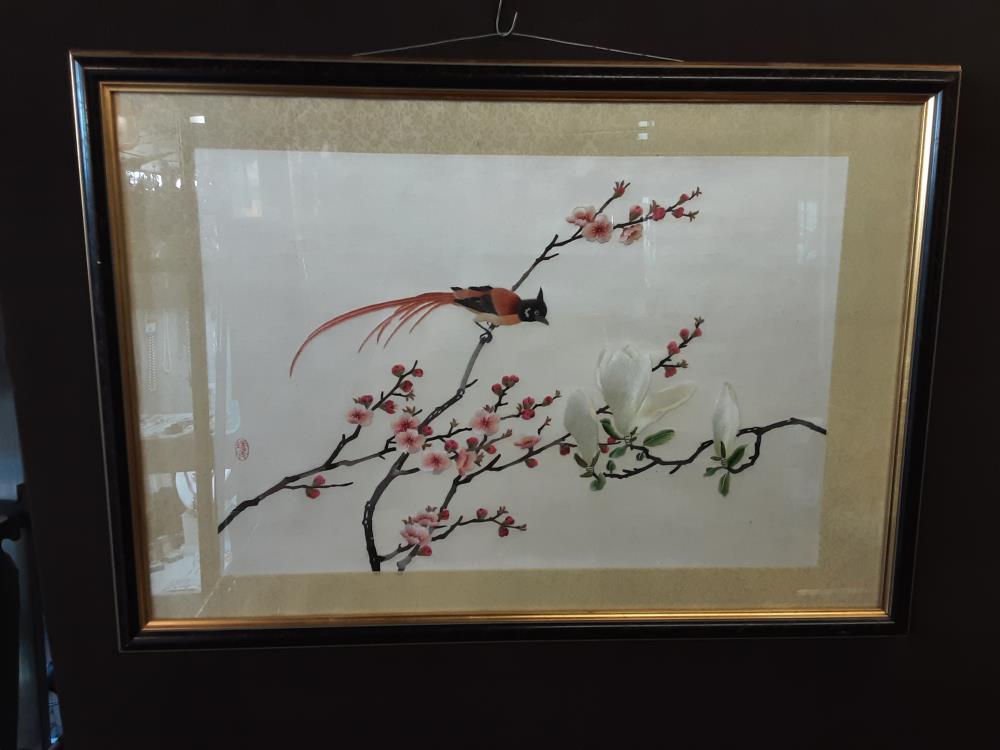 TABLEAU SUR SOIE ASIATIQUE DECOR OISEAUX 