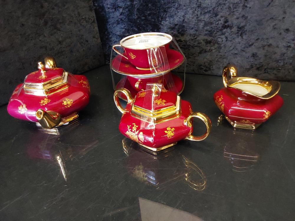 TETE A TETE PORCELAINE ROUGE DOREE LIMOGES