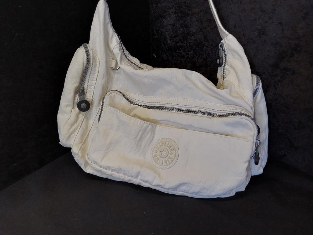 SAC A MAIN KIPLING BLANC CASSE