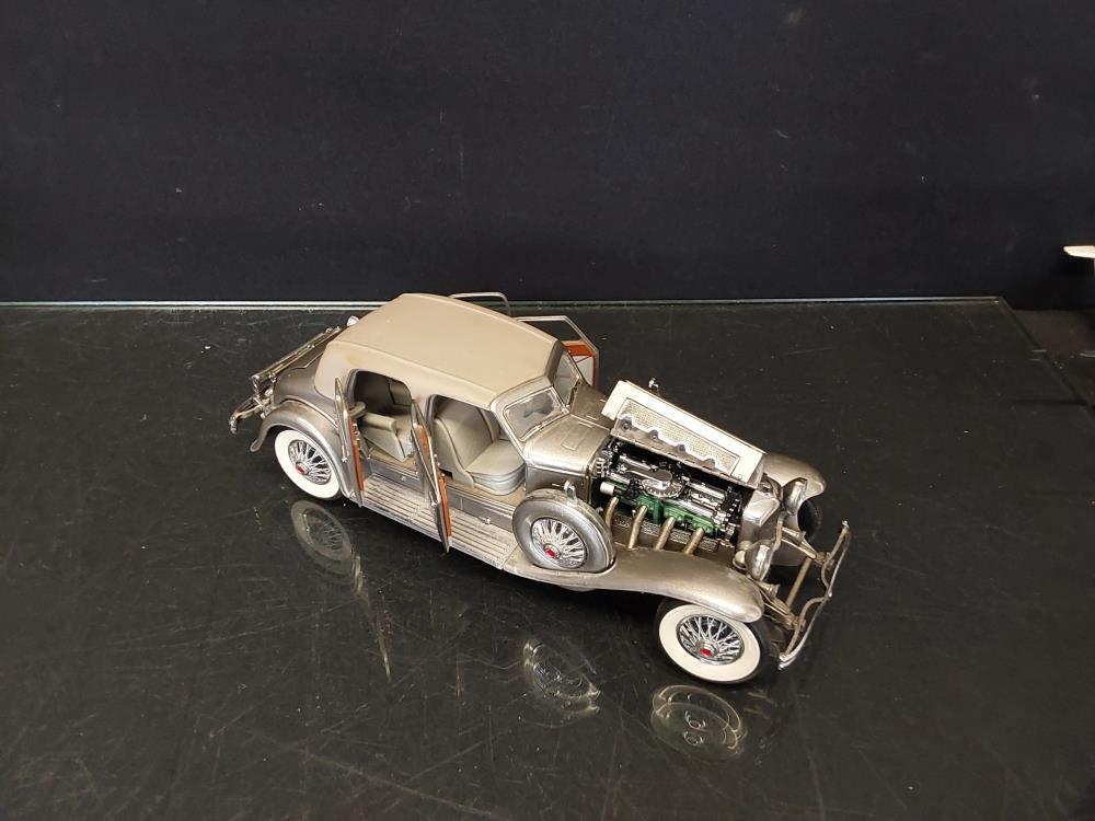 VOITURE MINIATURE 1/18  FRANKLIN