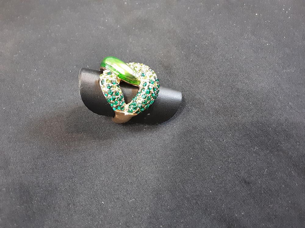 BAGUE STRASS VERT 